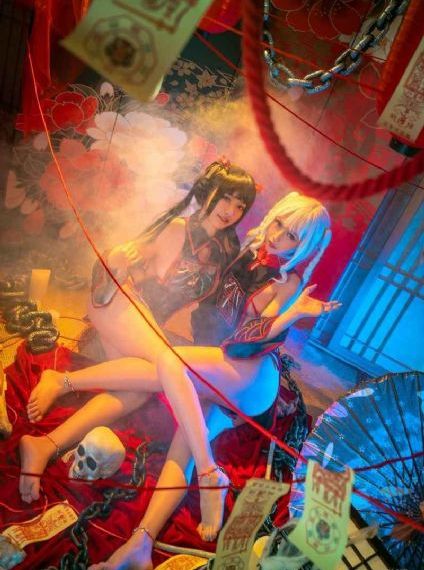 《纵意花丛》